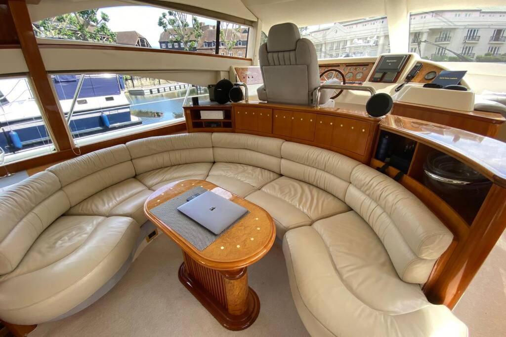 Italian Superyacht Bianca Lucida Londra
